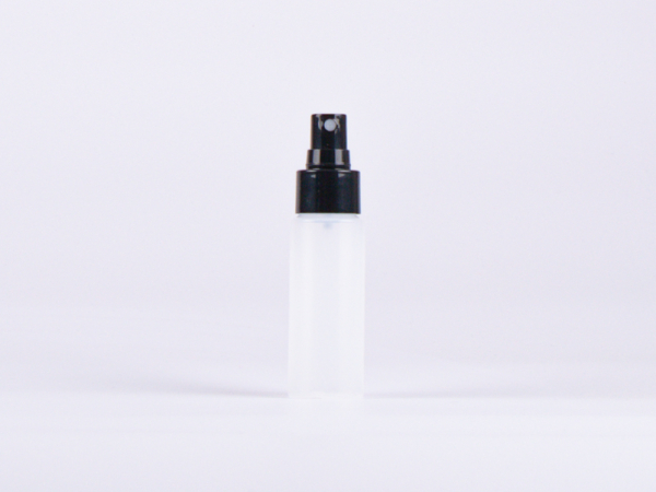 Flasche "Nasa" 50ml, LDPE, mit Zerstäuber weiss/schwarz